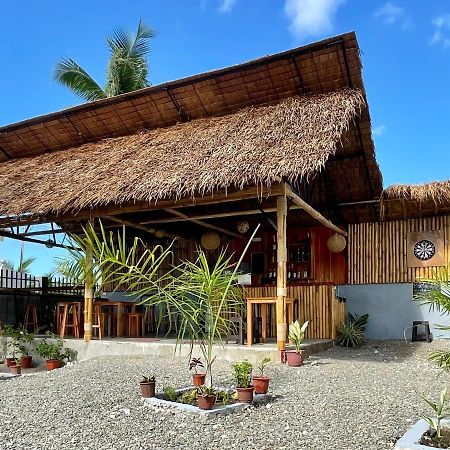 MOMO Hostel Moalboal Exterior foto